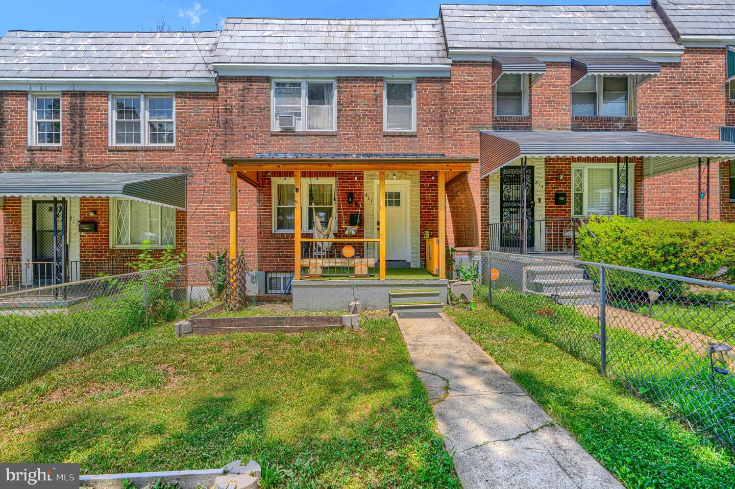 821 Wicklow Rd Property Photo 1