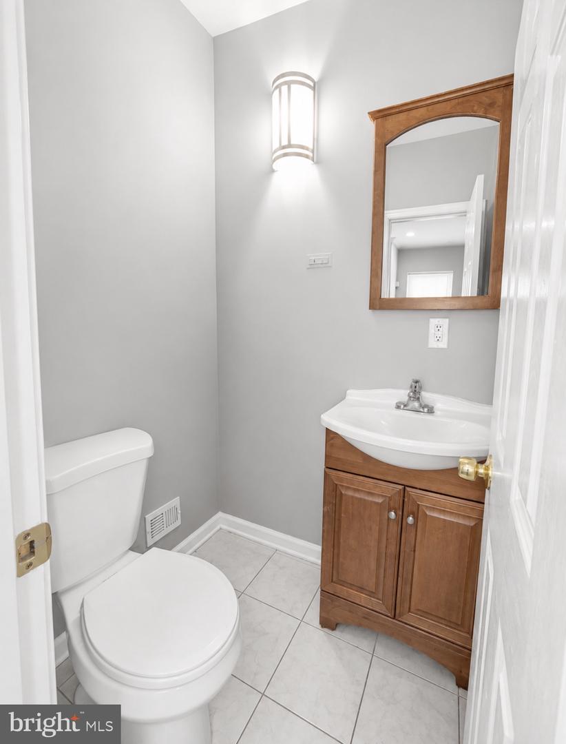 3740 Brooklyn Ave Property Photo 5