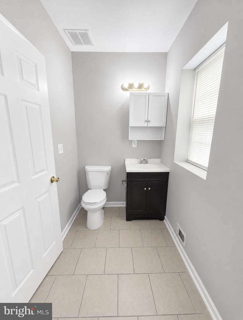 3740 Brooklyn Ave Property Photo 11