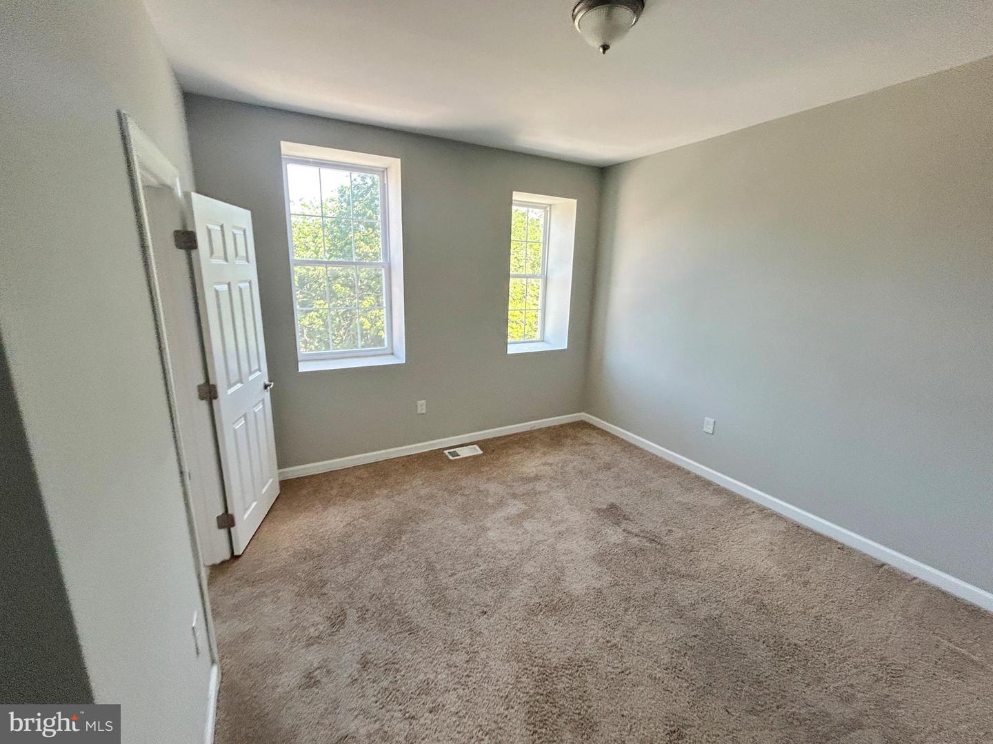 1529 Edmondson Ave Property Photo 14