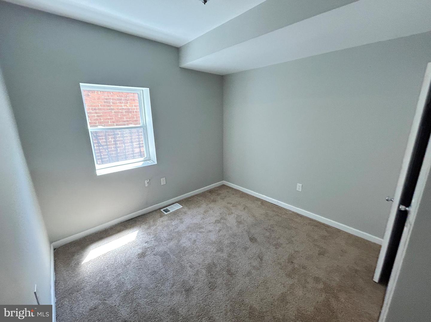 1529 Edmondson Ave Property Photo 16