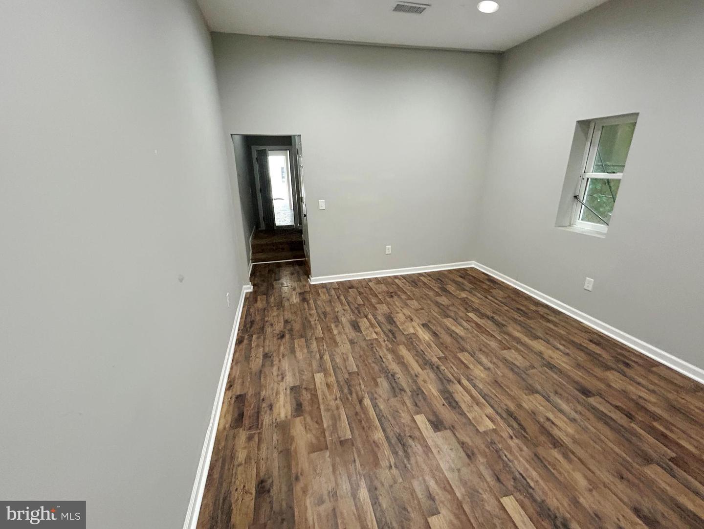 1529 Edmondson Ave Property Photo 20