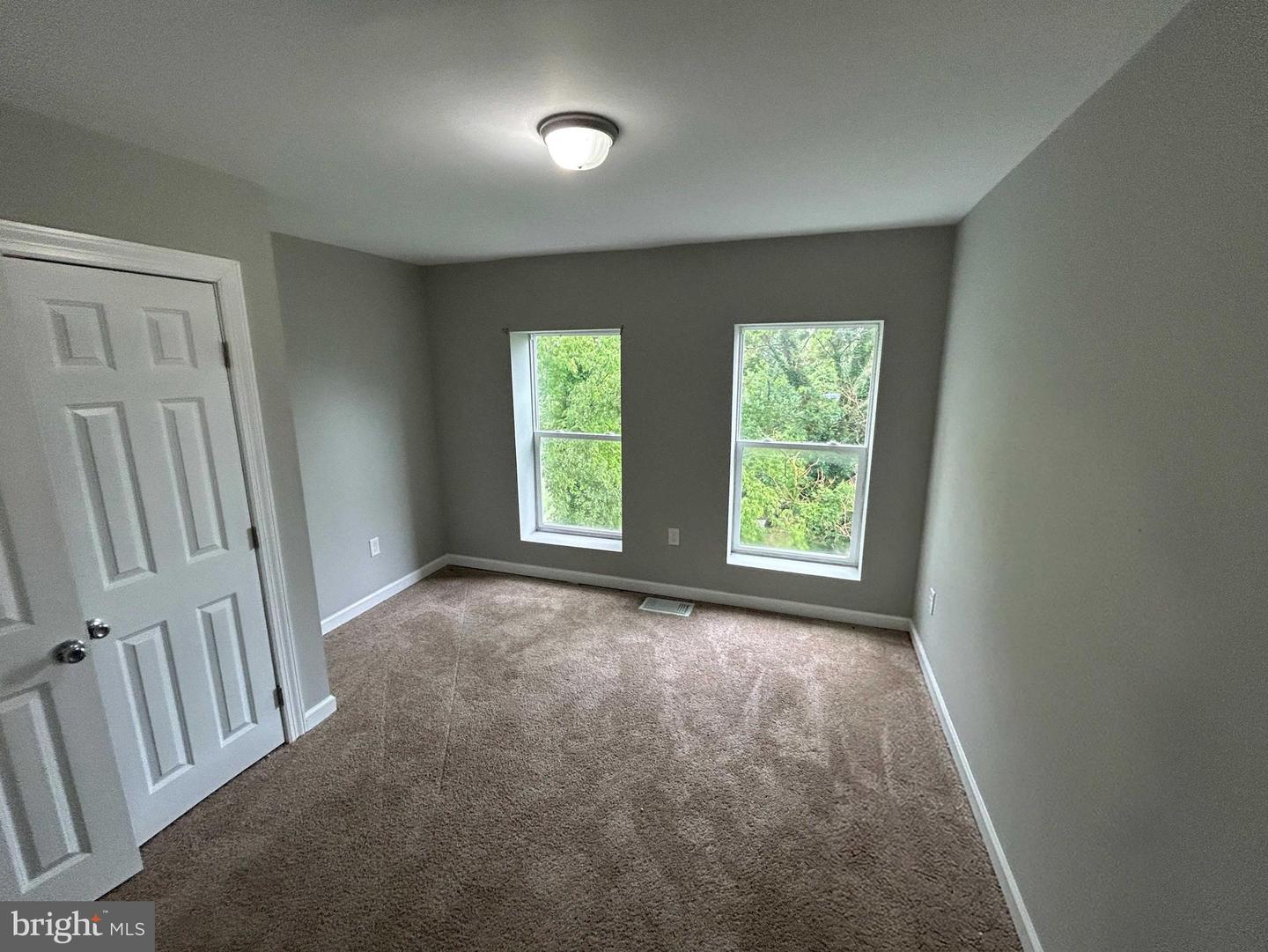 1529 Edmondson Ave Property Photo 26