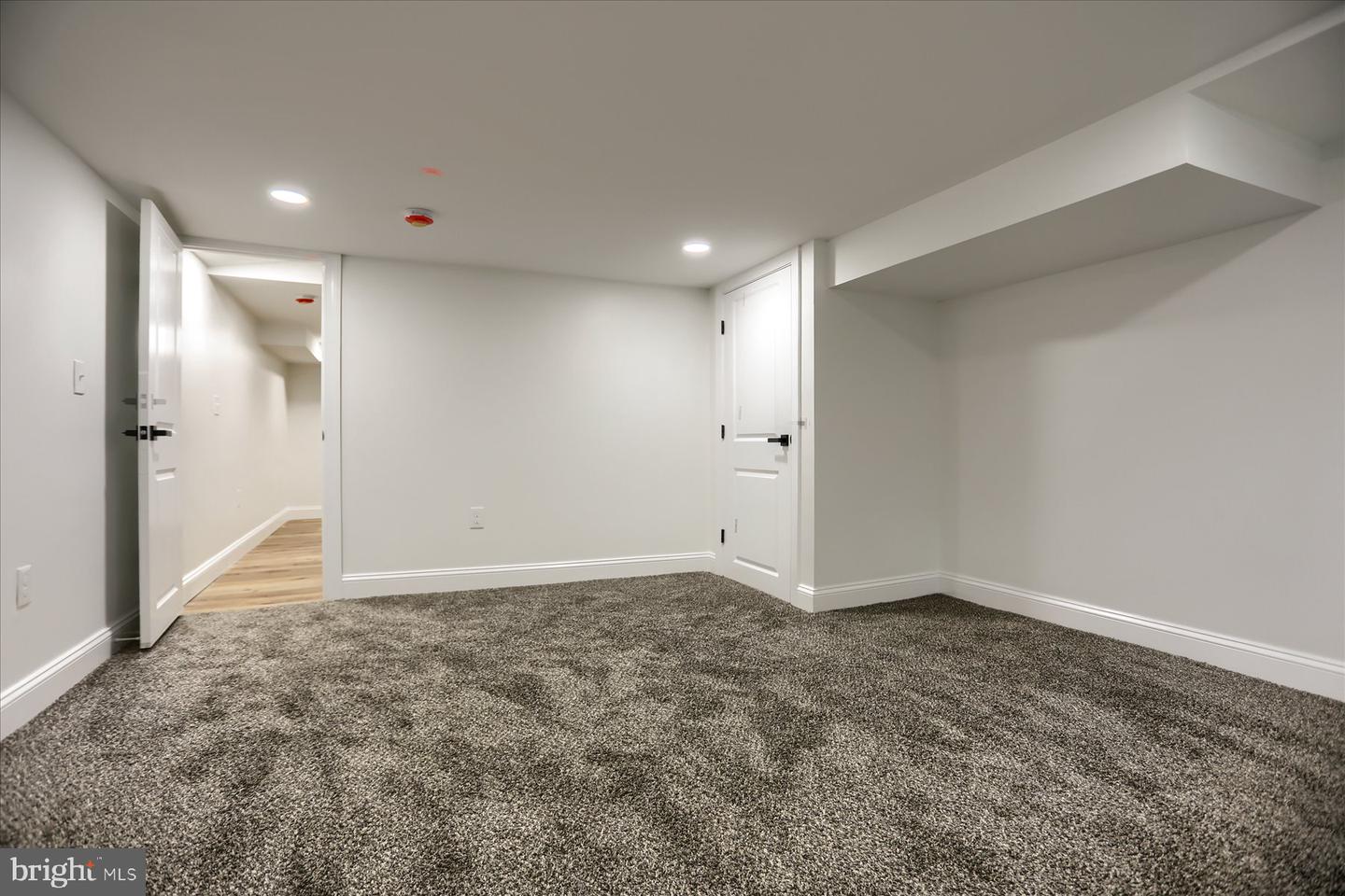 719 Berry St Property Photo 25