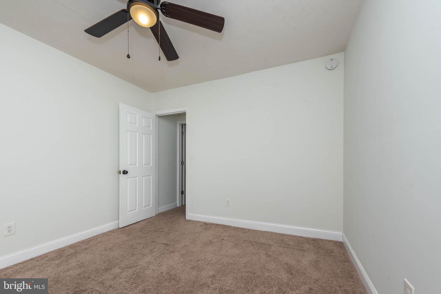 204 N Port St Property Photo 14