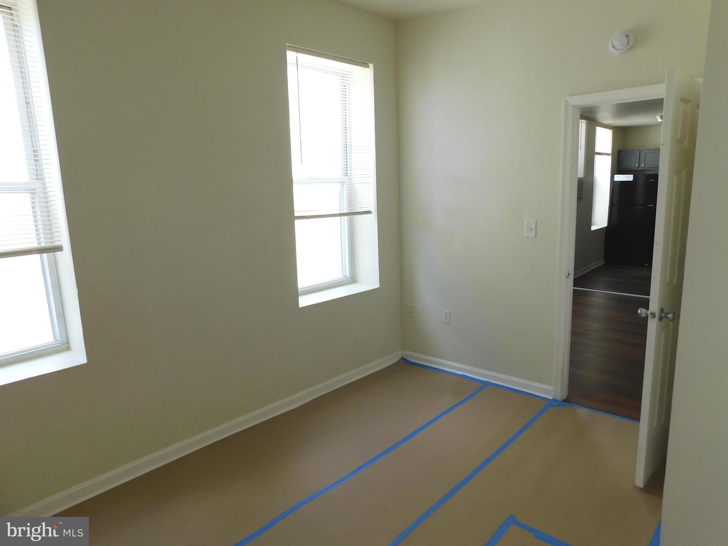 2427 Lakeview Ave #3d Property Photo 11