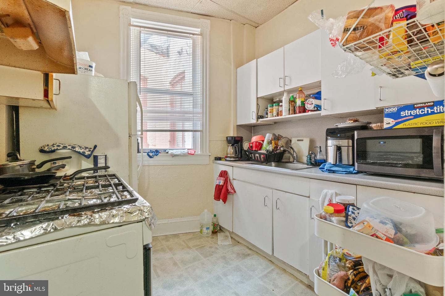 2945 Saint Paul St Property Photo 6