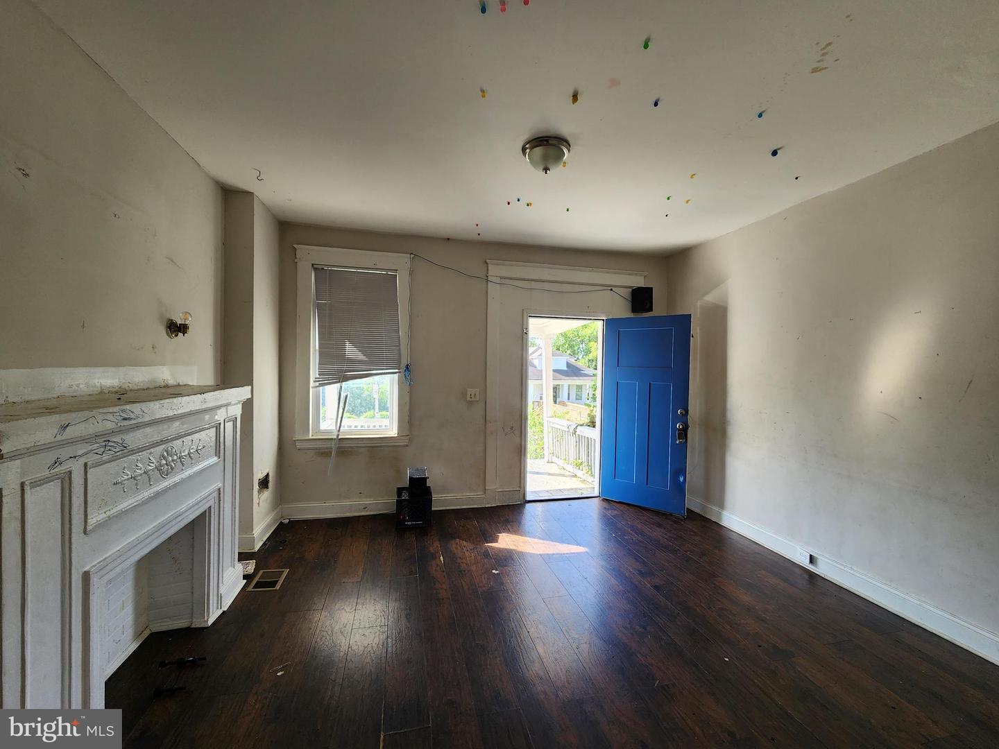 2514 Oswego Ave Property Photo 6