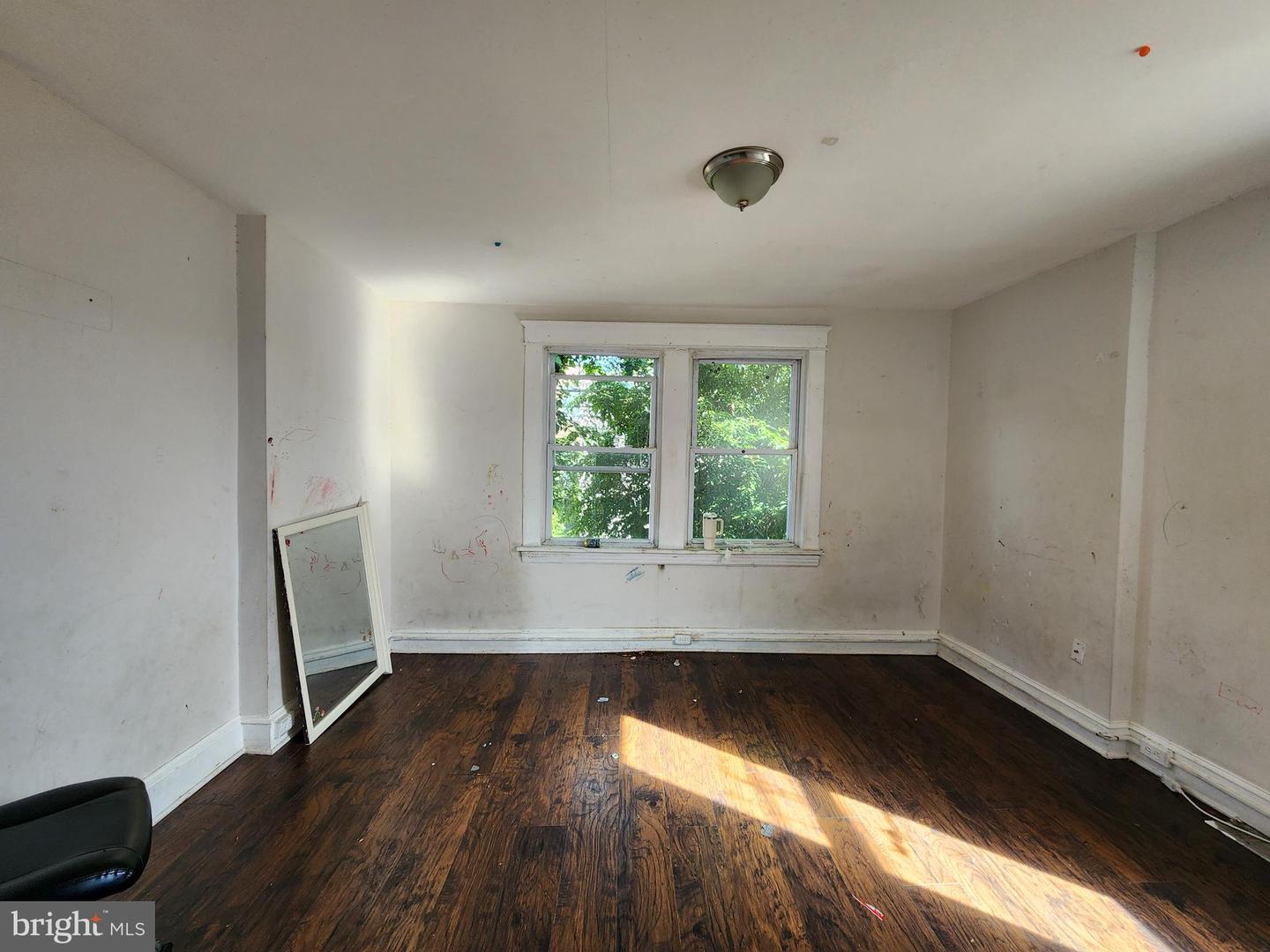 2514 Oswego Ave Property Photo 19