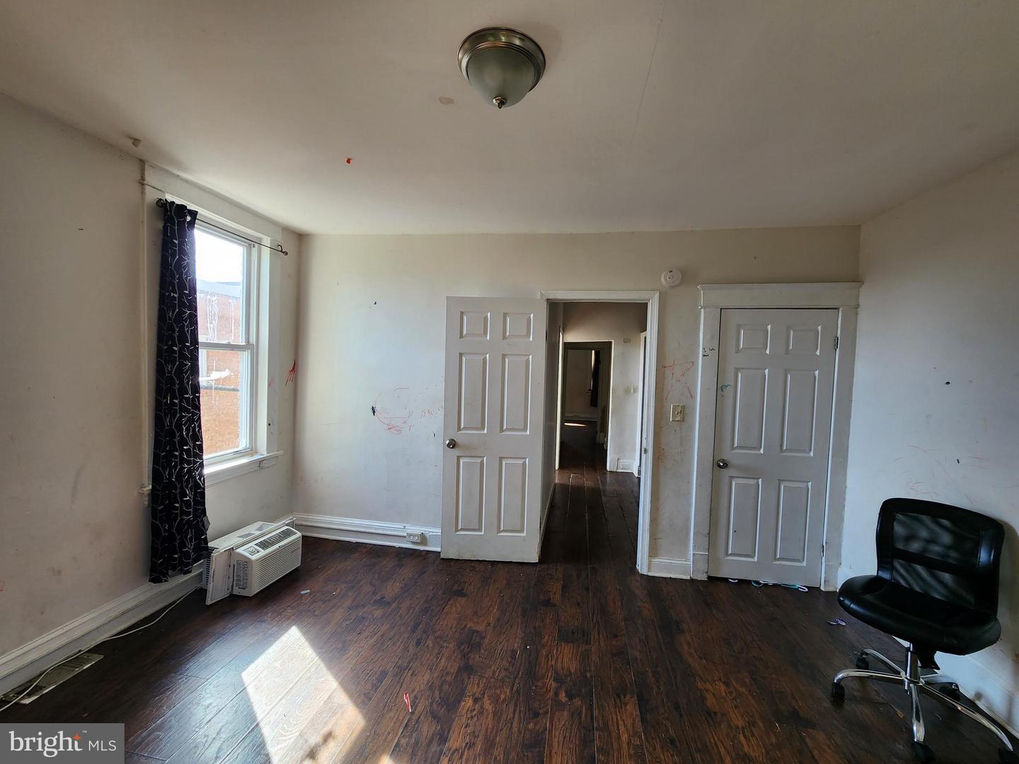 2514 Oswego Ave Property Photo 20
