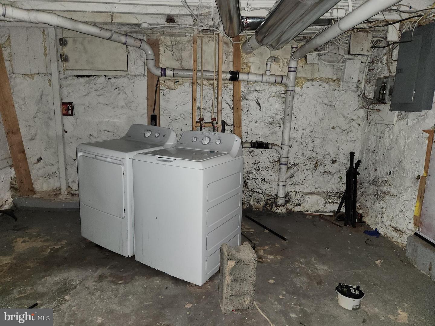 2514 Oswego Ave Property Photo 25