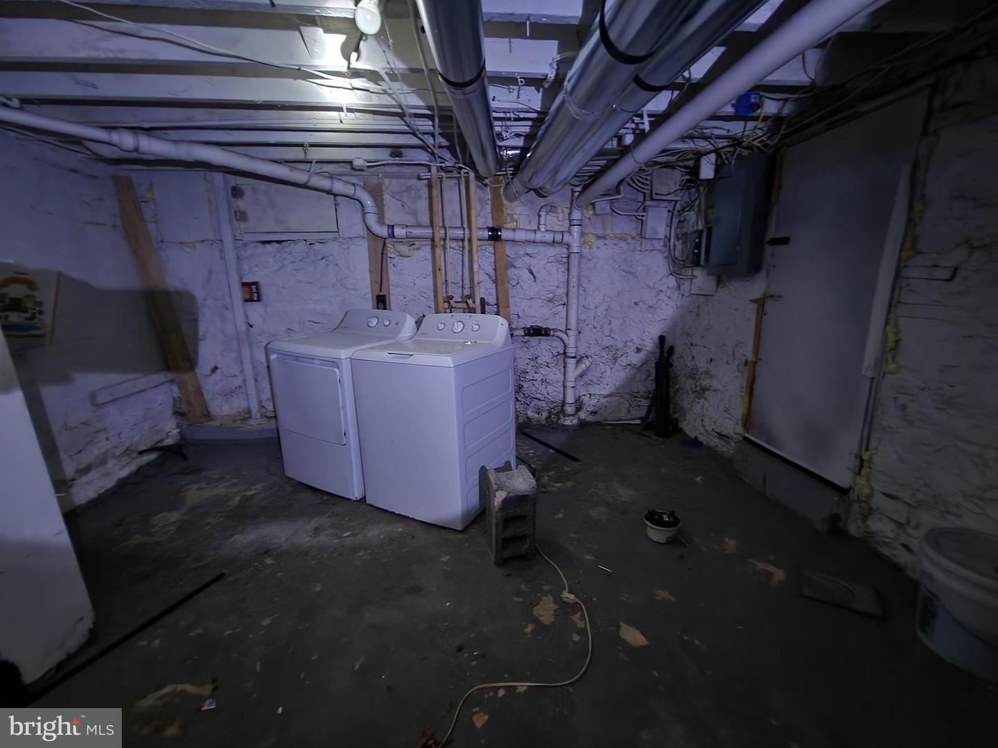 2514 Oswego Ave Property Photo 26