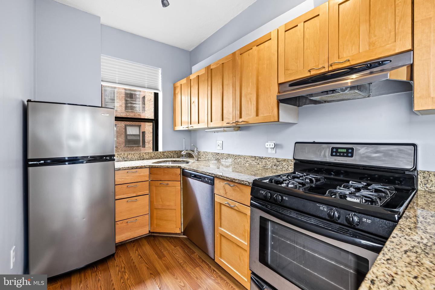 1001 Saint Paul St #8b Property Photo 12