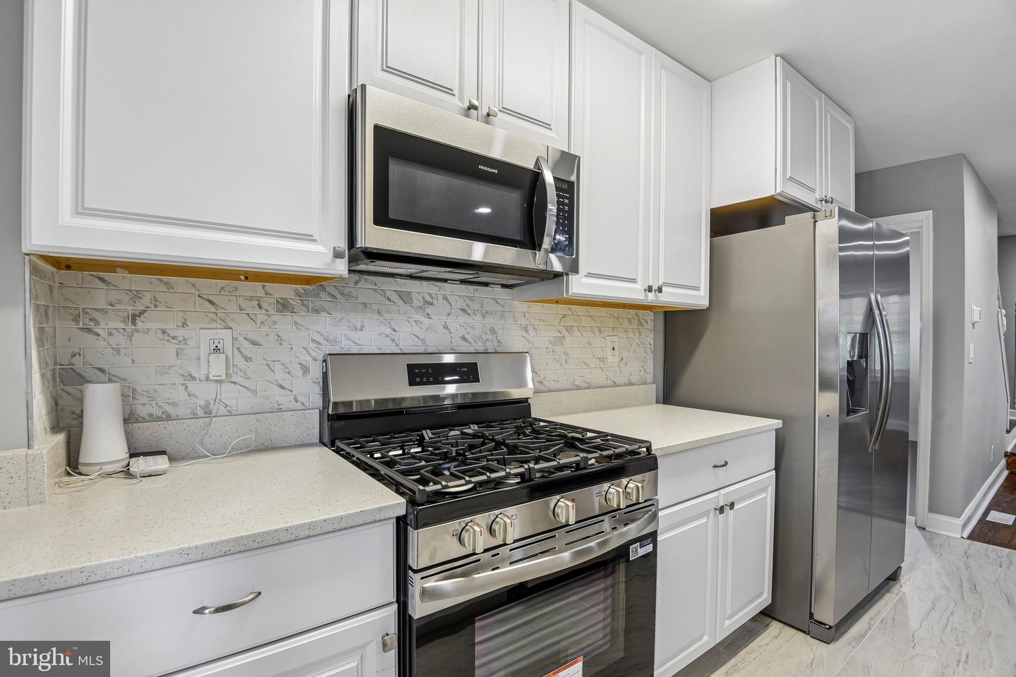 44 N Athol Ave Property Photo 13