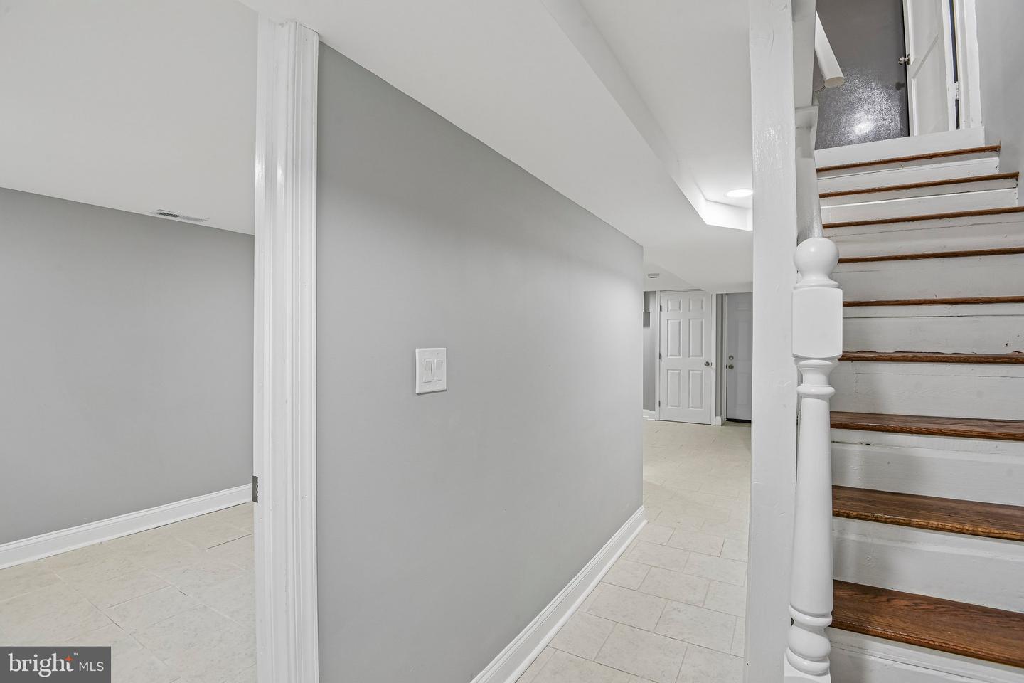 44 N Athol Ave Property Photo 15