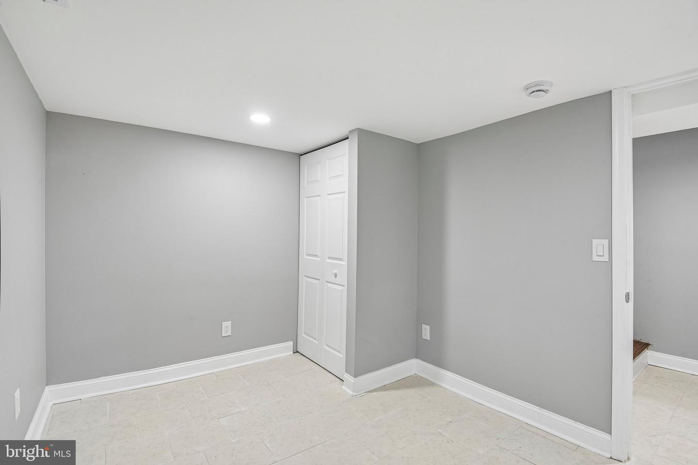 44 N Athol Ave Property Photo 16
