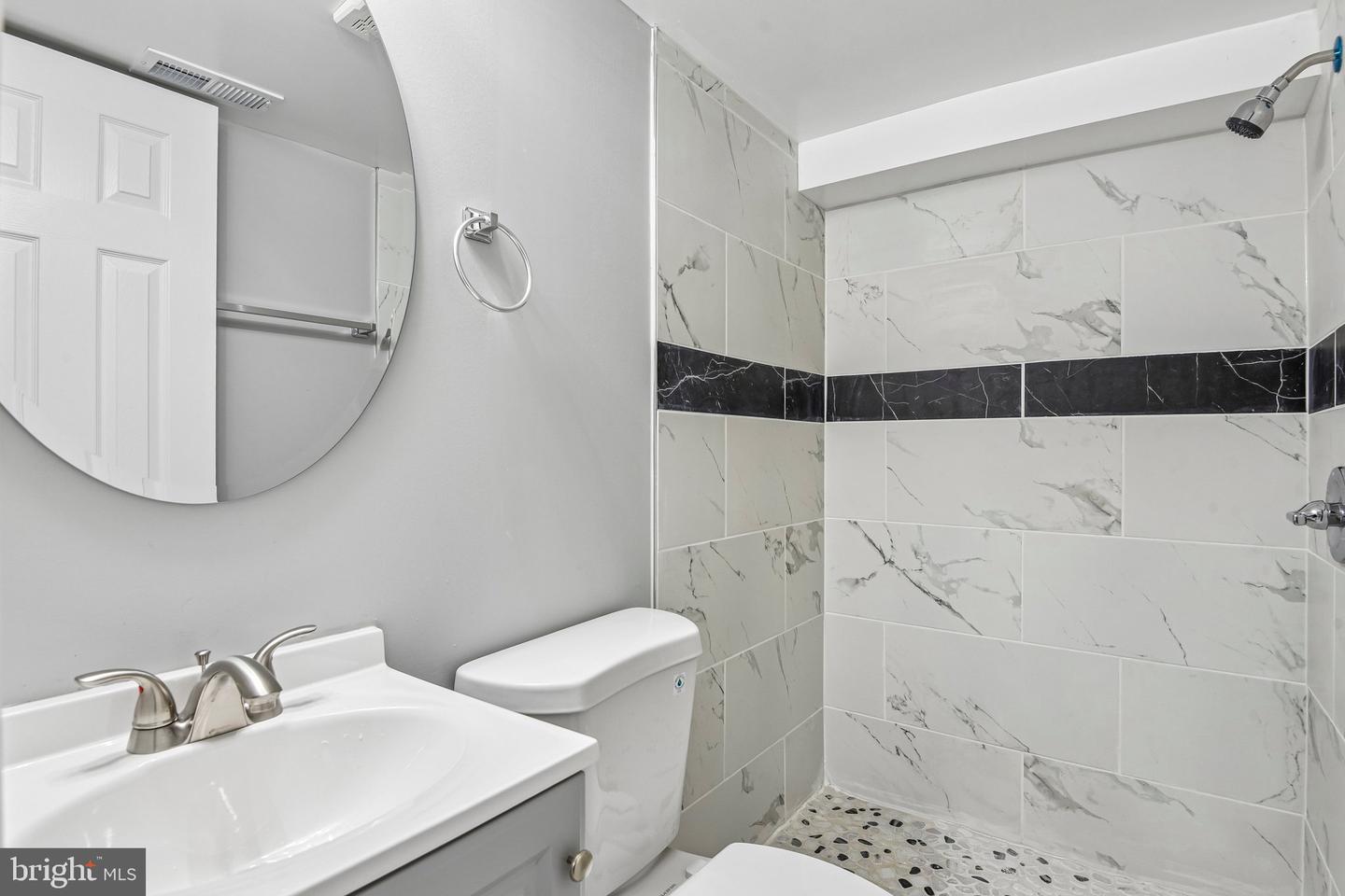 44 N Athol Ave Property Photo 21