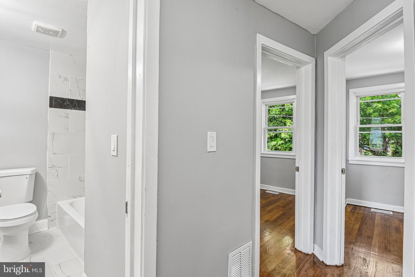 44 N Athol Ave Property Photo 31