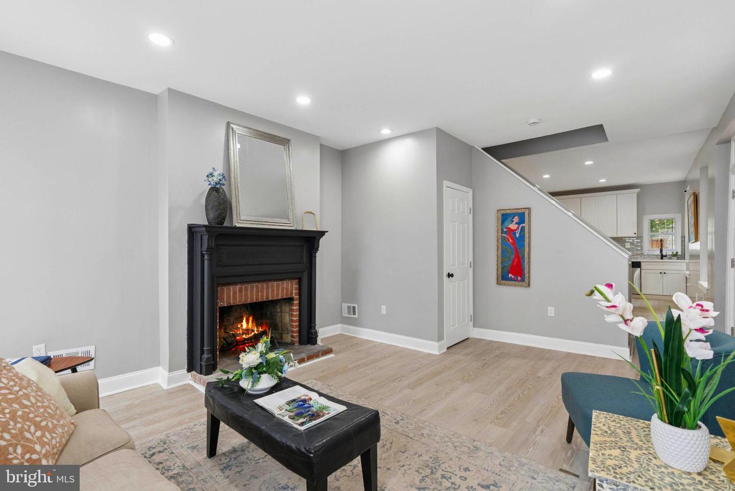 1626 Hollins St Property Photo 8