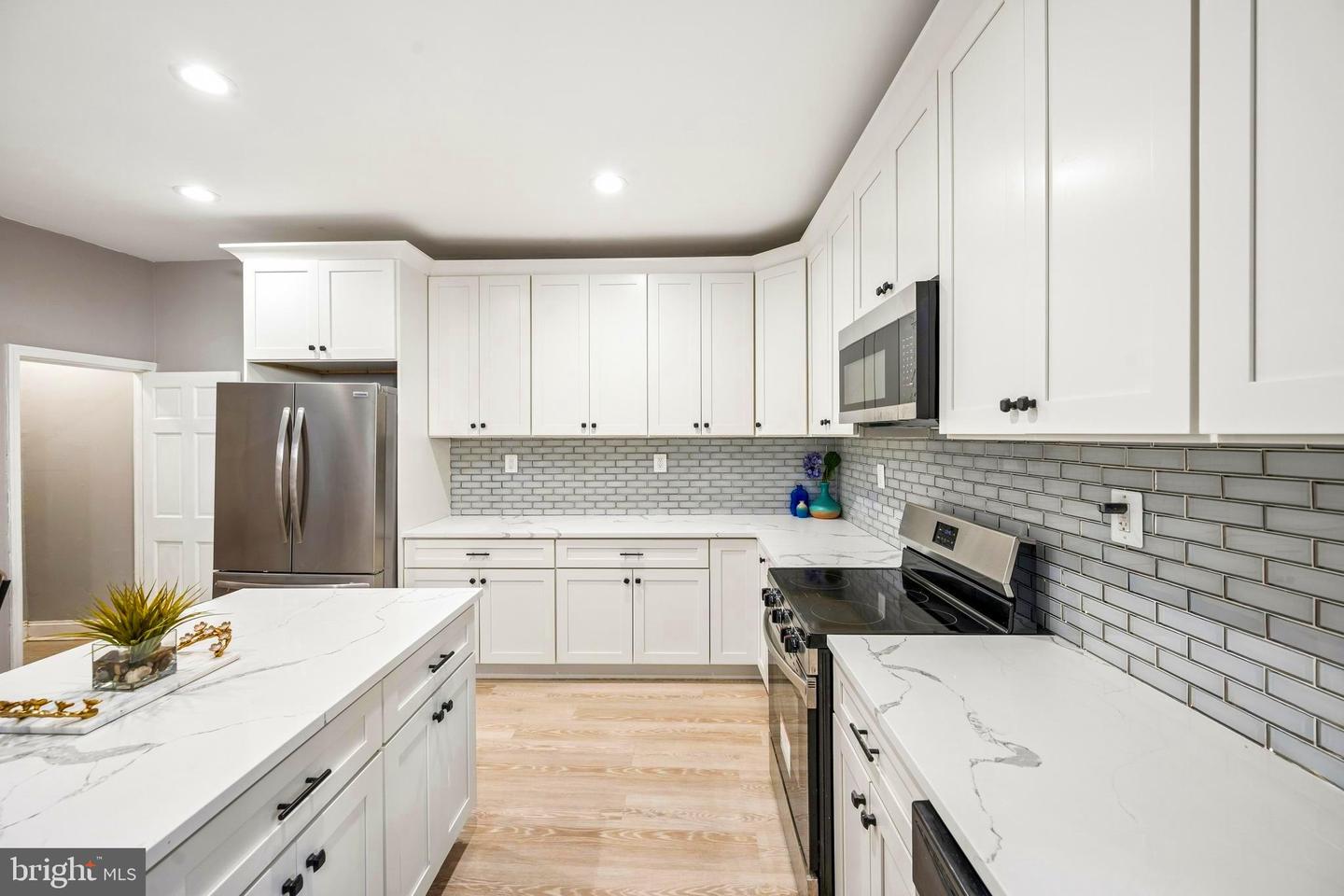1626 Hollins St Property Photo 19