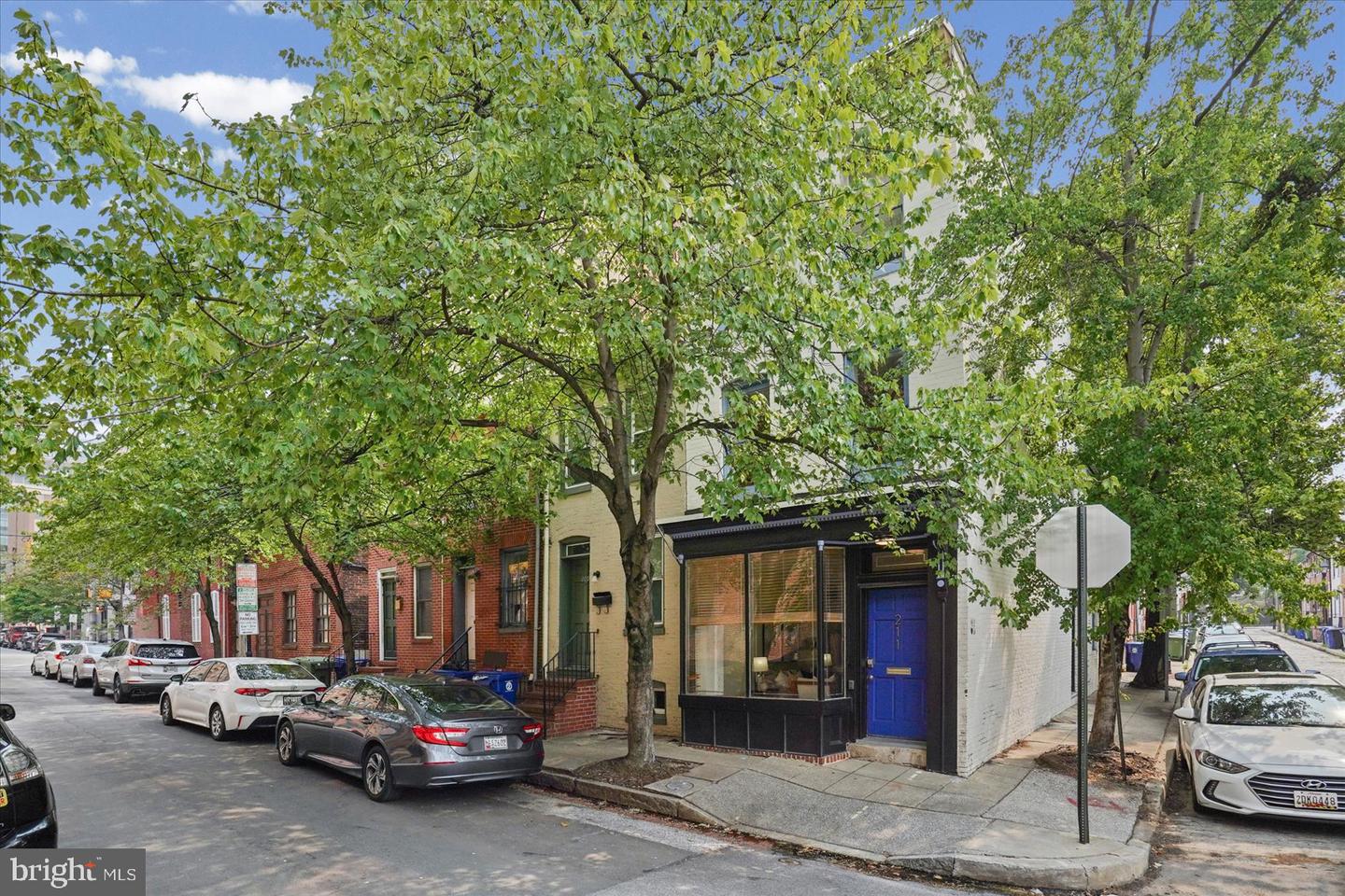 211 PENN ST