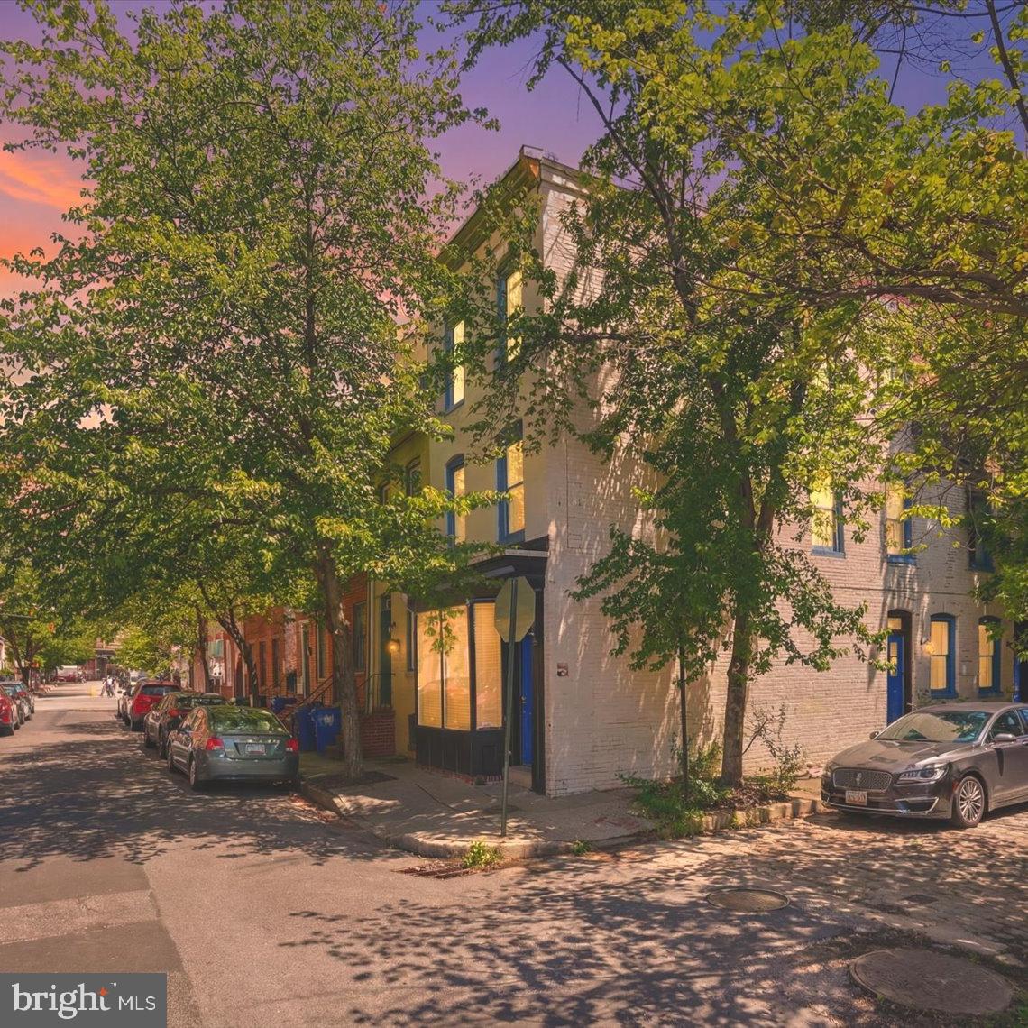211 Penn St Property Photo 34