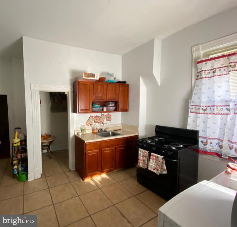 3809 Clifton Ave Property Photo 4