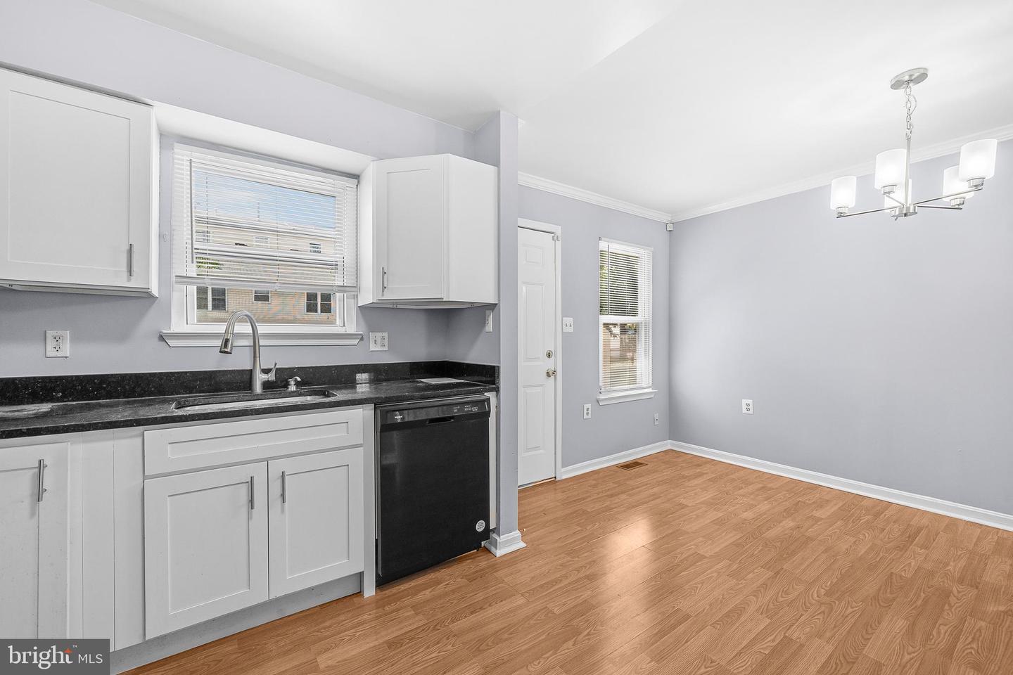 1118 N Central Ave Property Photo 14