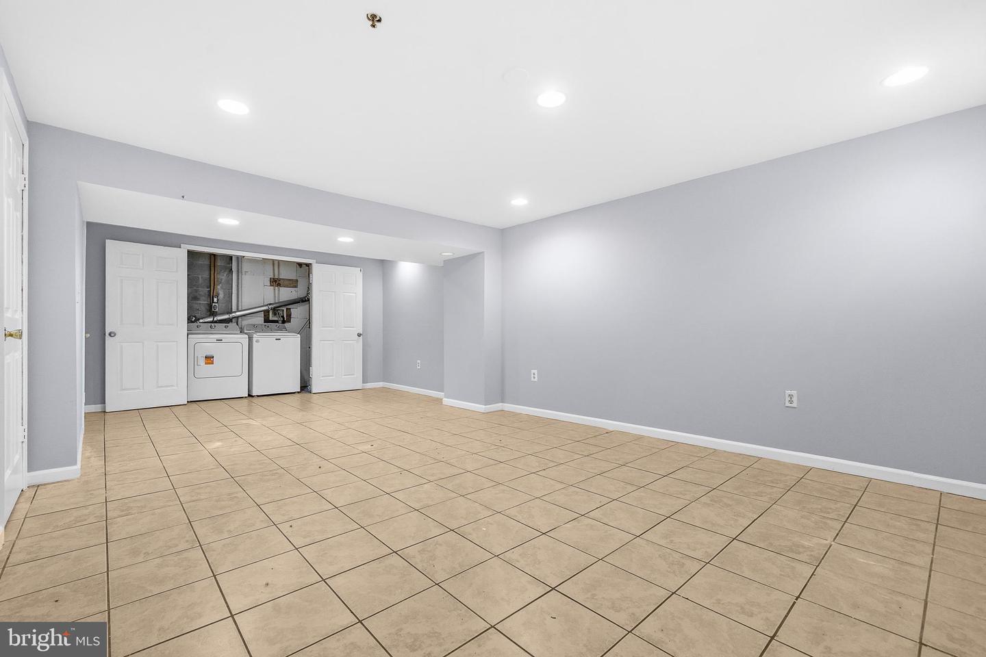 1118 N Central Ave Property Photo 30