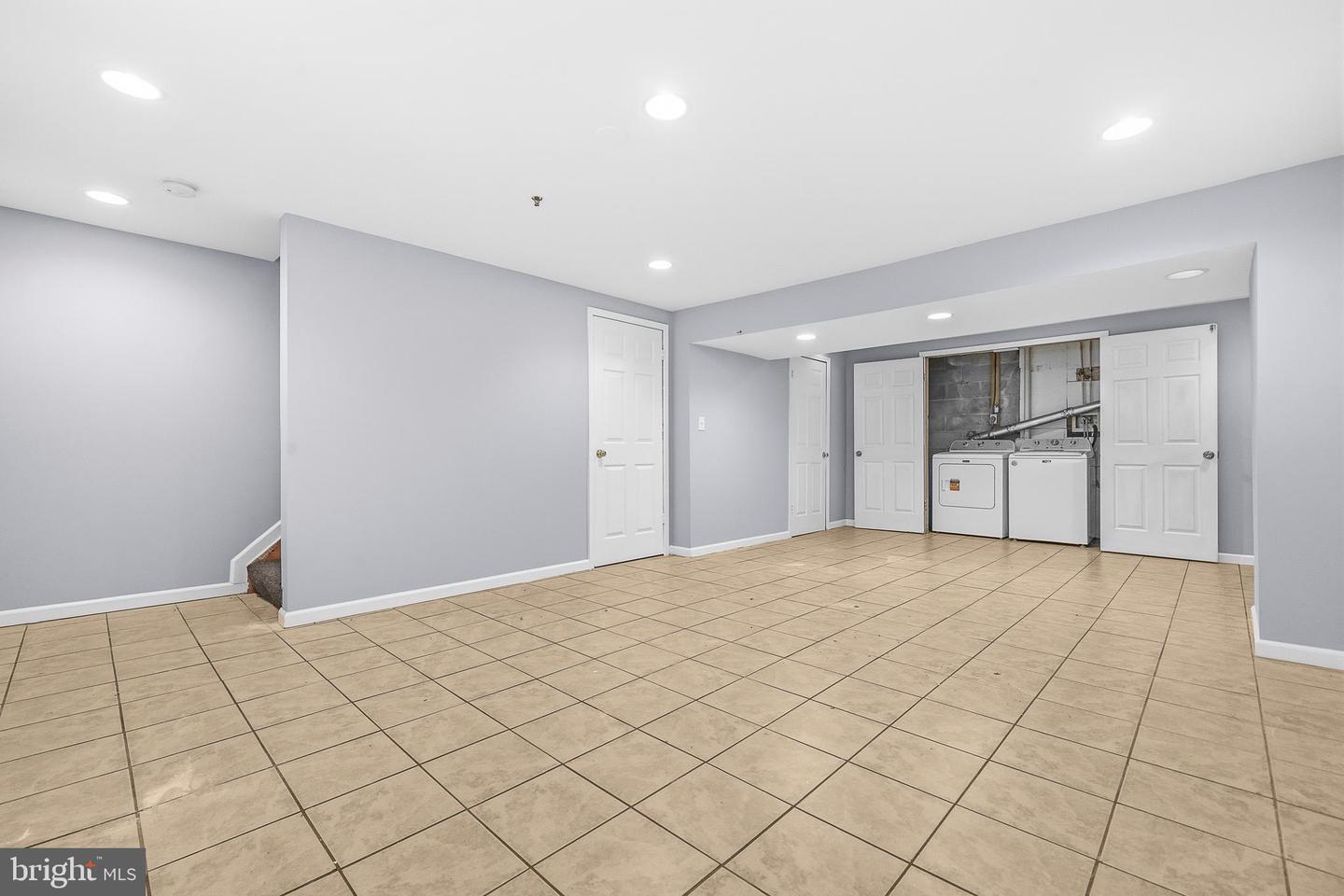 1118 N Central Ave Property Photo 31