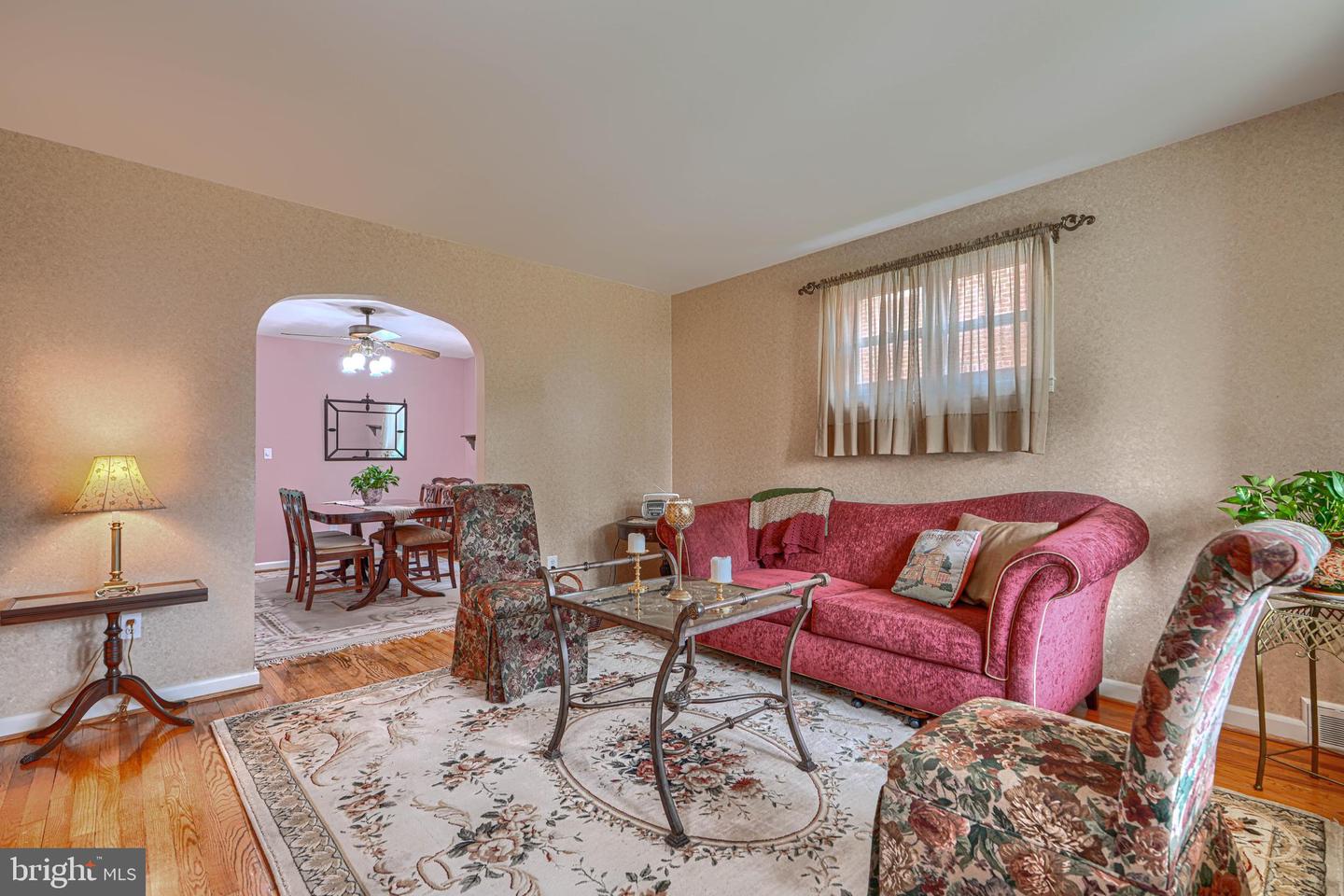 2814 Chesley Ave Property Photo 6