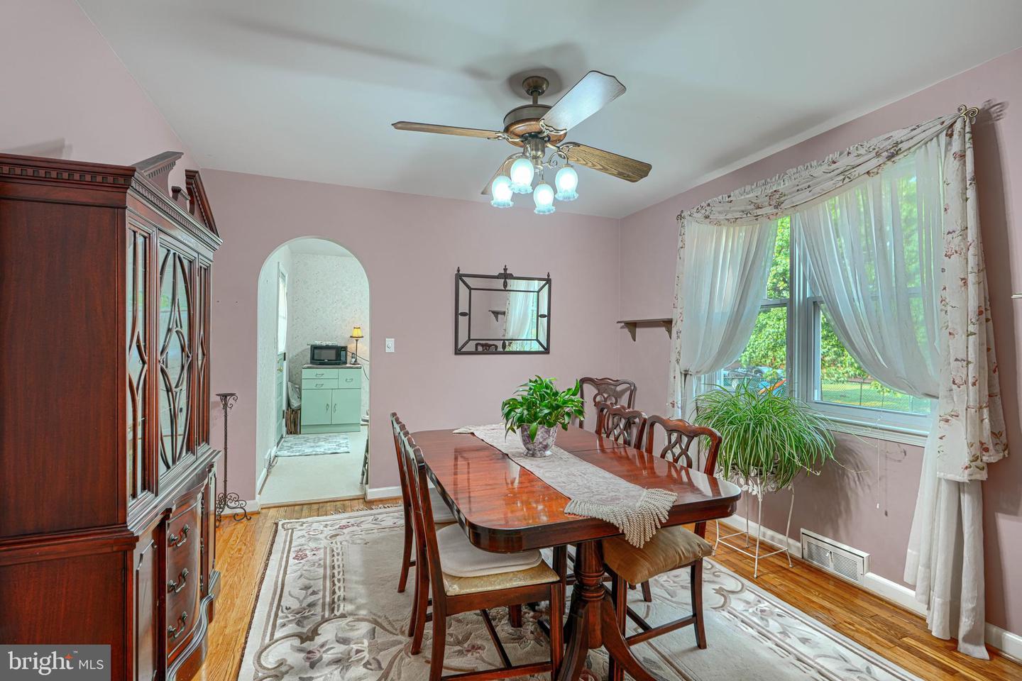 2814 Chesley Ave Property Photo 11