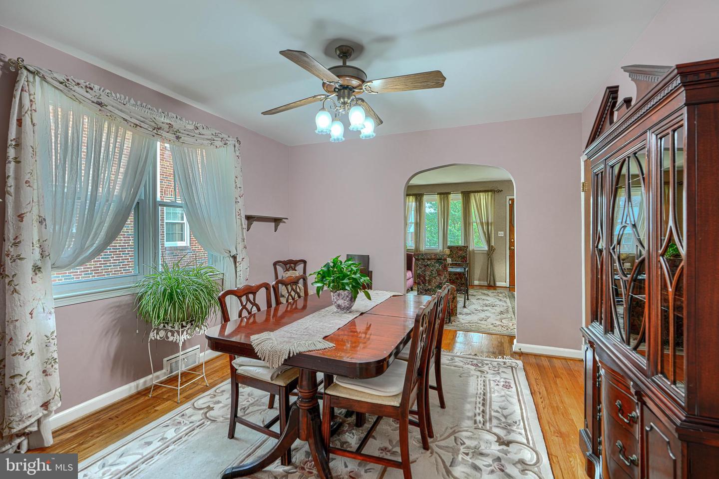 2814 Chesley Ave Property Photo 13