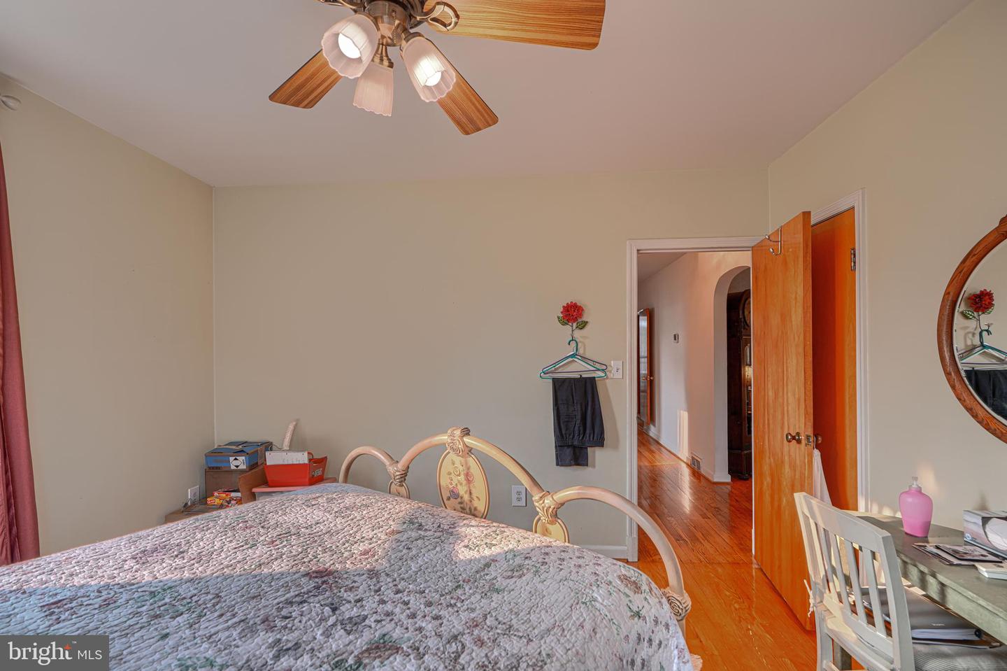 2814 Chesley Ave Property Photo 20