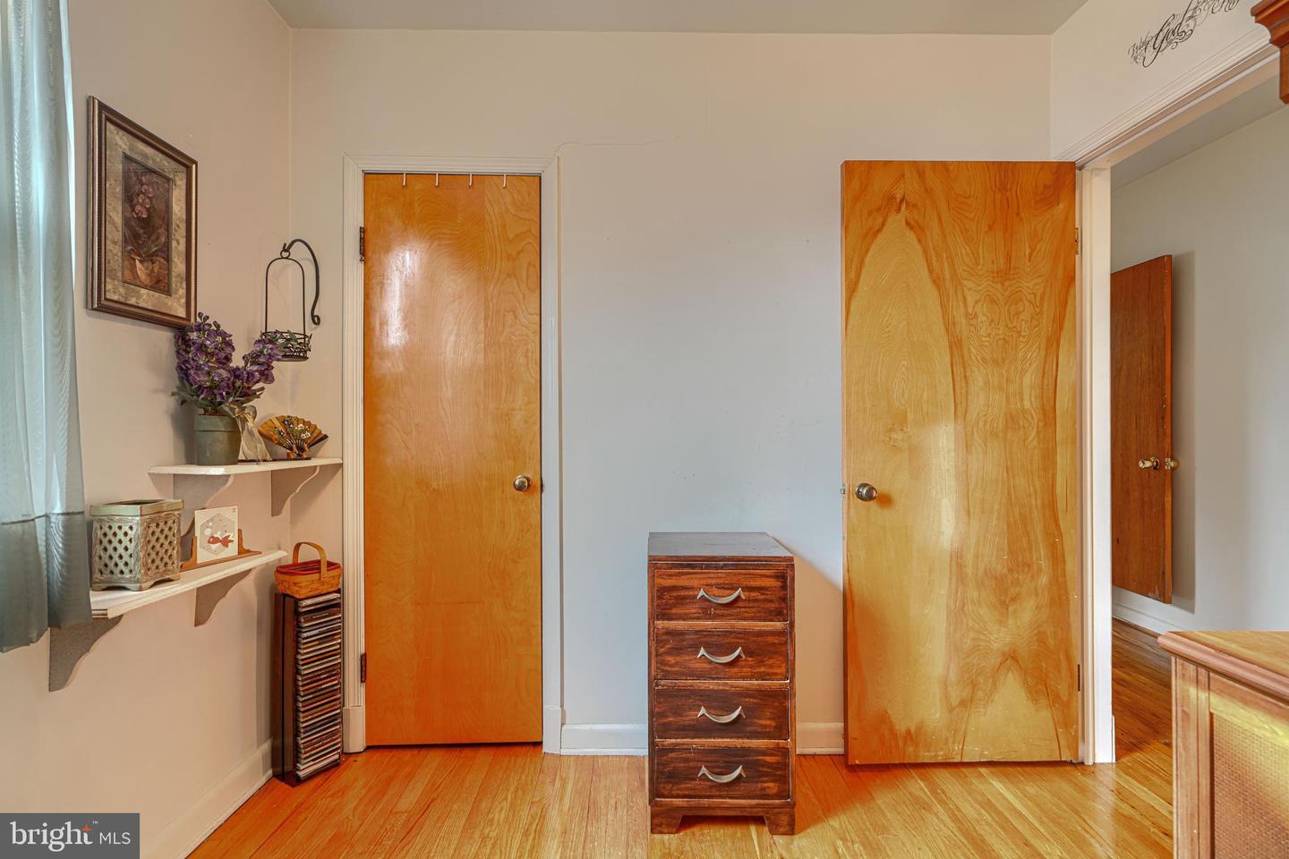 2814 Chesley Ave Property Photo 24