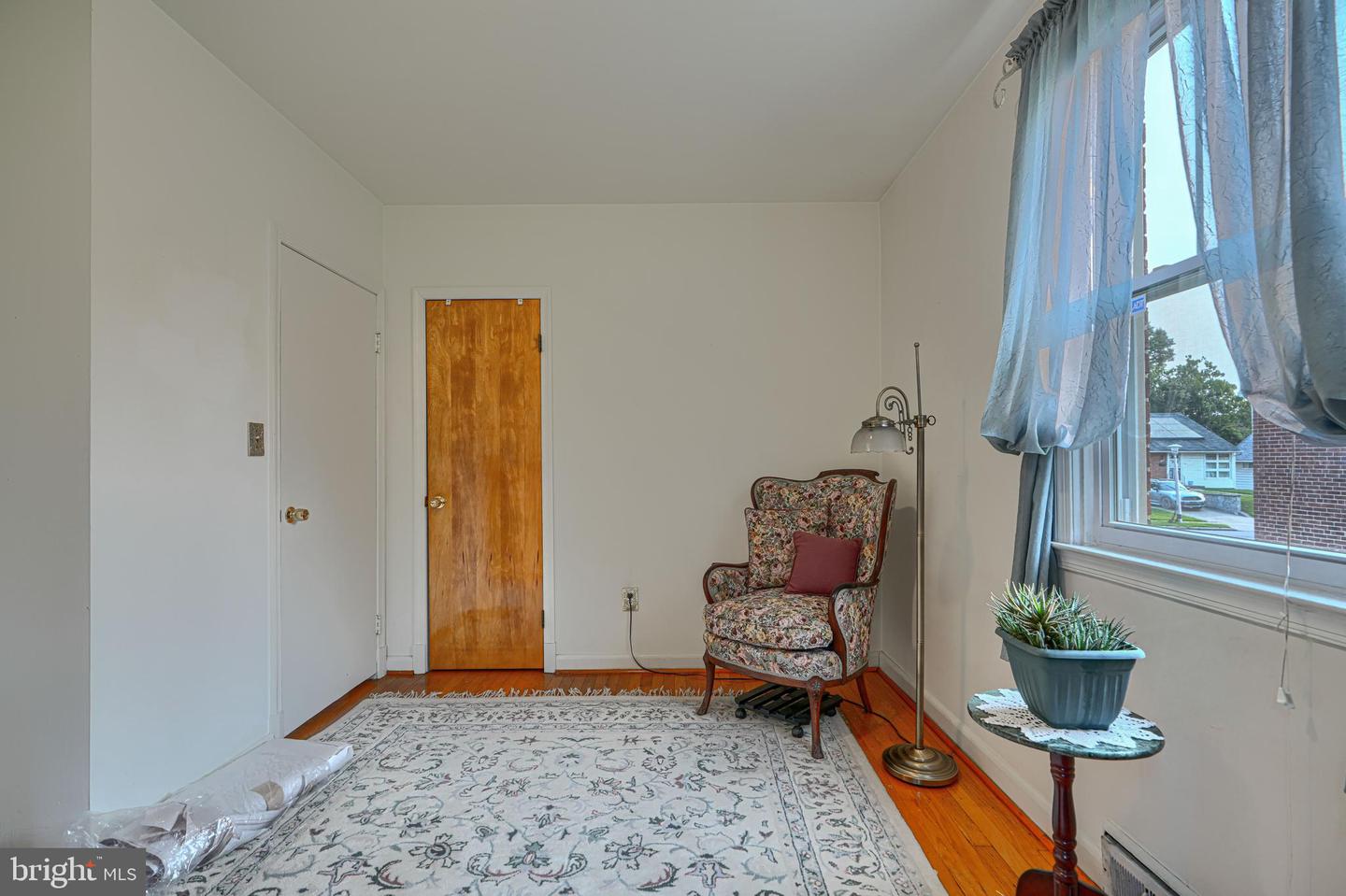 2814 Chesley Ave Property Photo 26