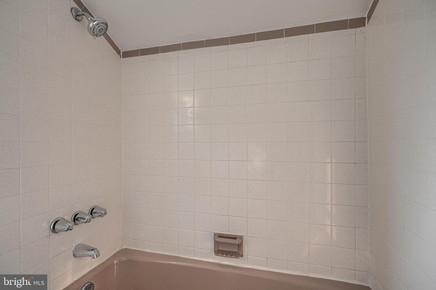 2814 Chesley Ave Property Photo 38
