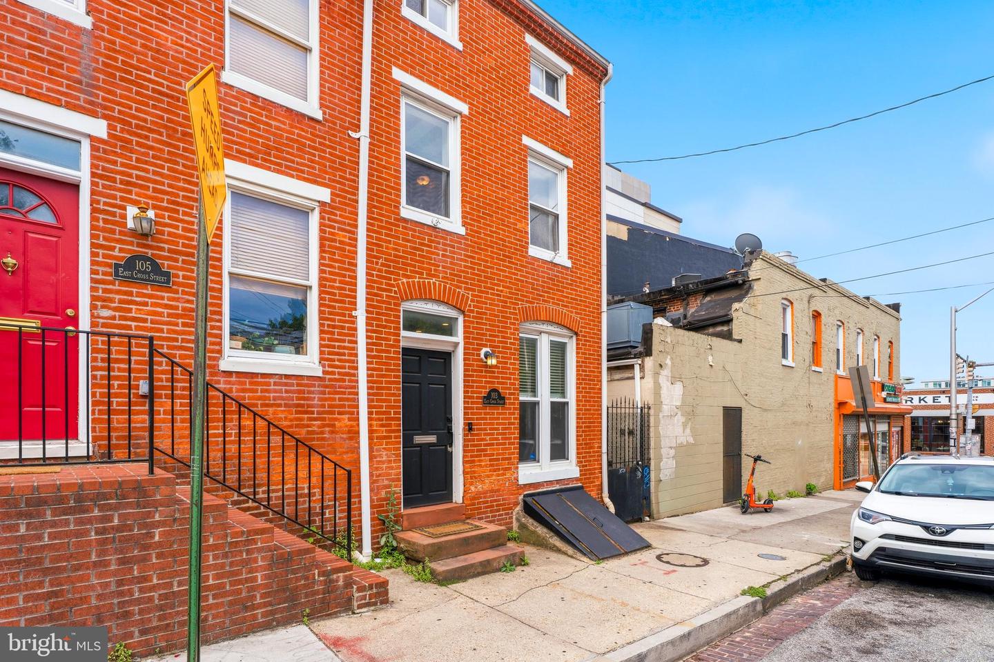 103 E Cross St E Property Photo 40