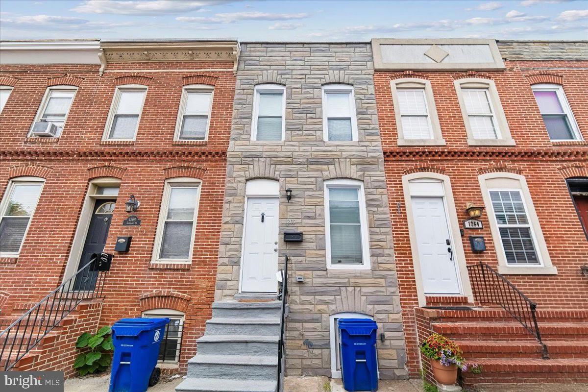1266 SARGEANT ST Property Photo 1