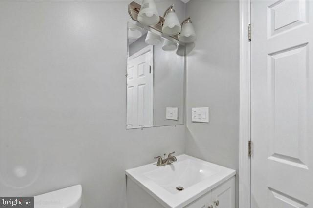 1266 Sargeant St Property Photo 8