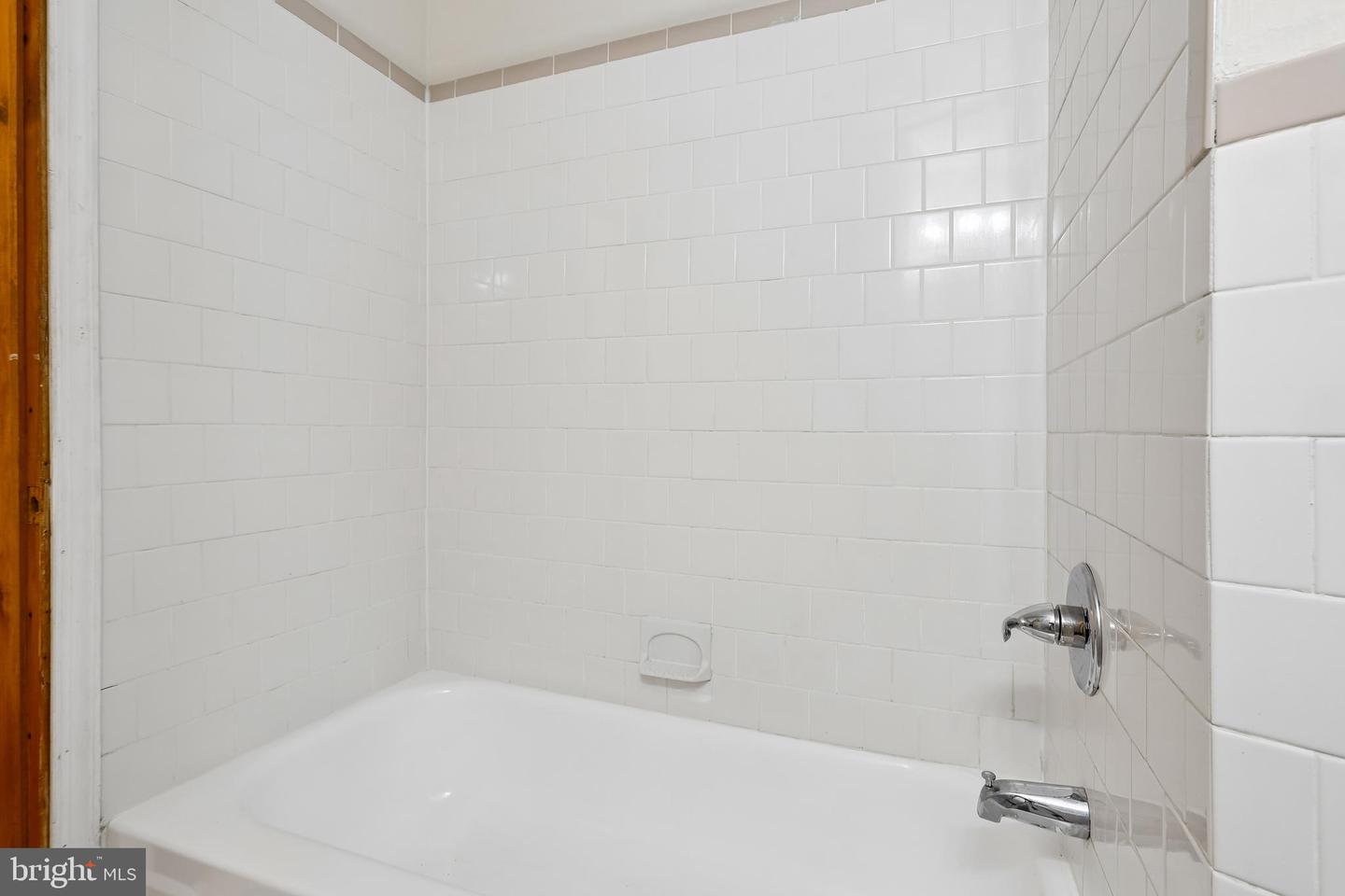 147 Denison St Property Photo 14