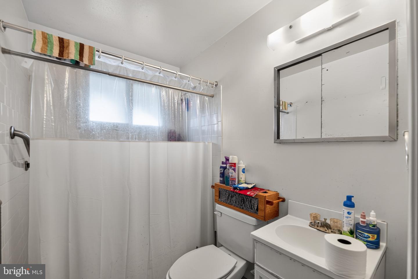 2729 Chesley Ave Property Photo 17
