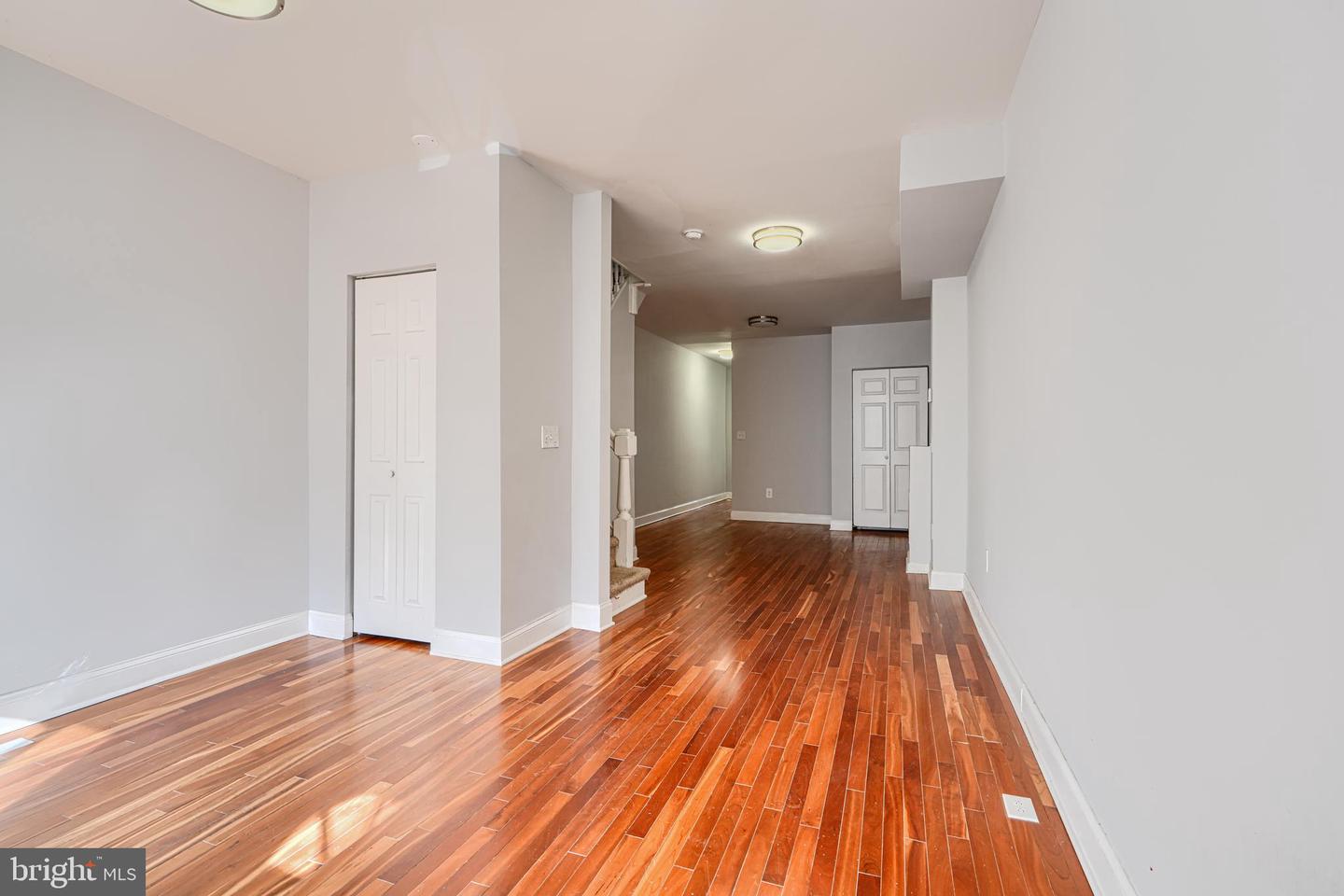 2511 Mcculloh St Property Photo 6