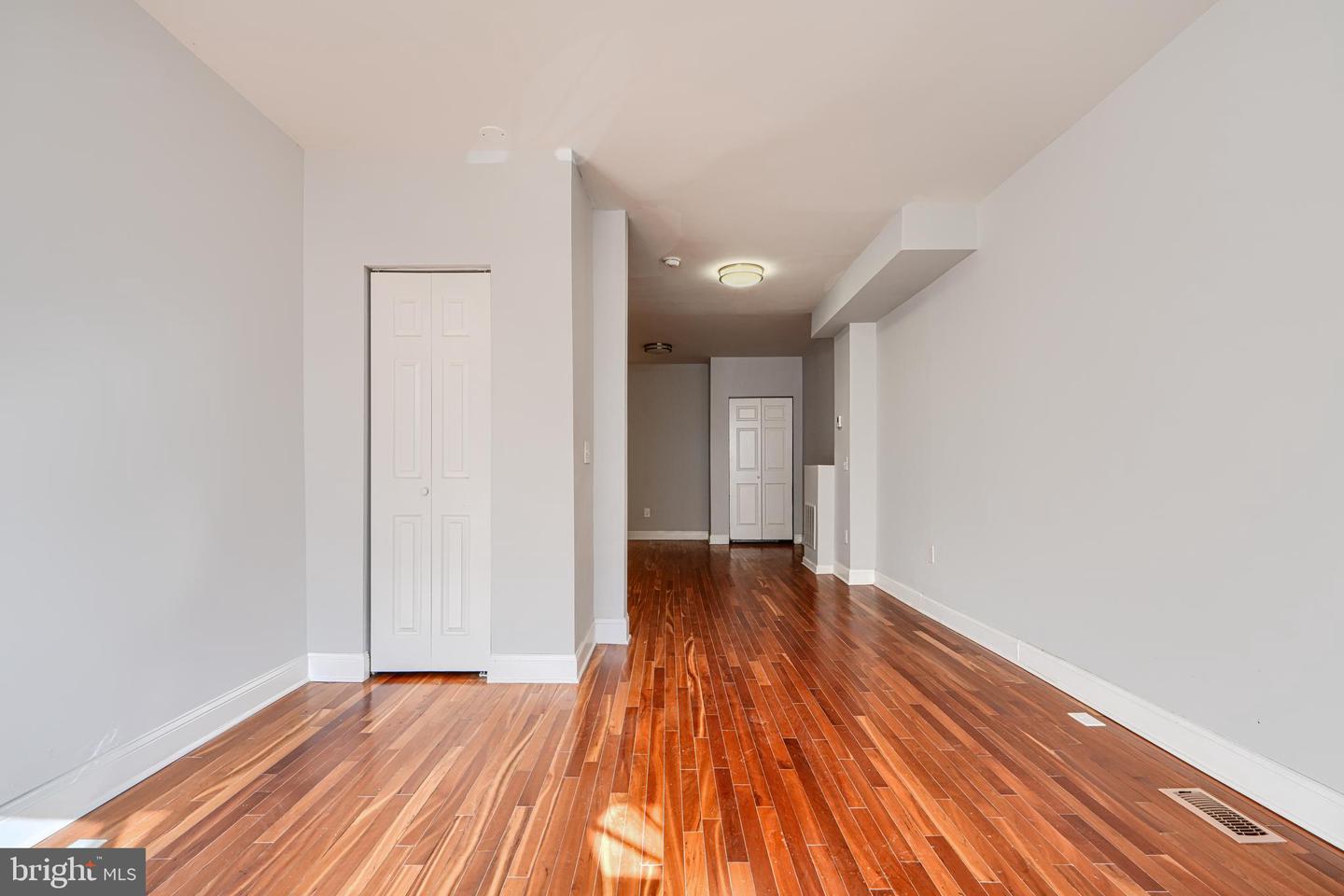 2511 Mcculloh St Property Photo 7
