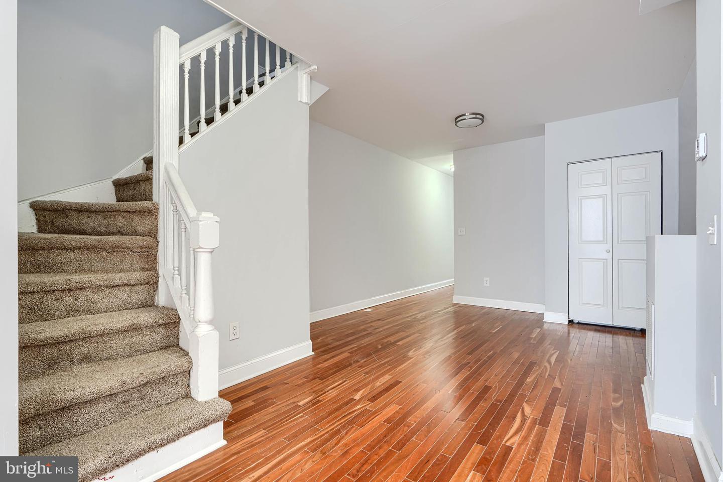 2511 Mcculloh St Property Photo 9