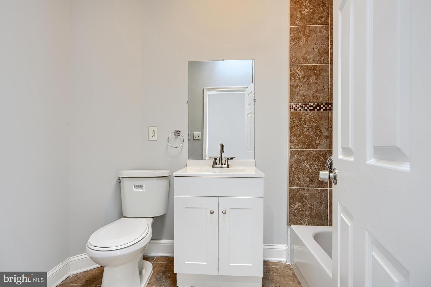 2511 Mcculloh St Property Photo 32