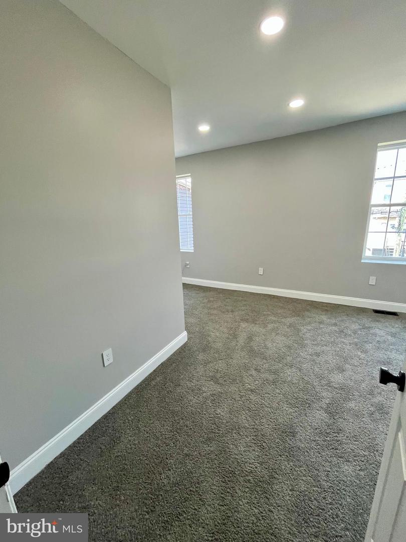 1530 Appleton St Property Photo 18