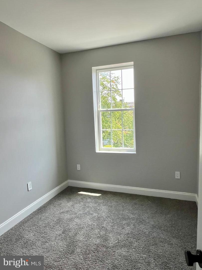 1530 Appleton St Property Photo 24