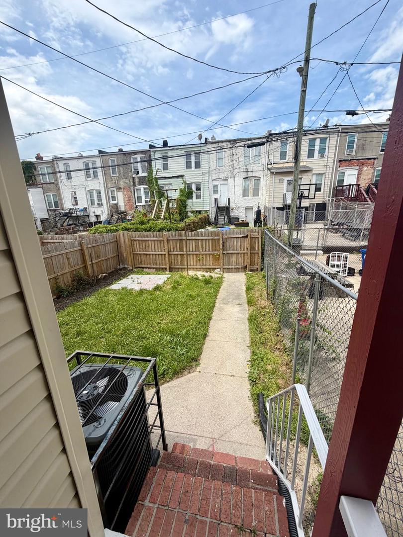 1530 Appleton St Property Photo 37