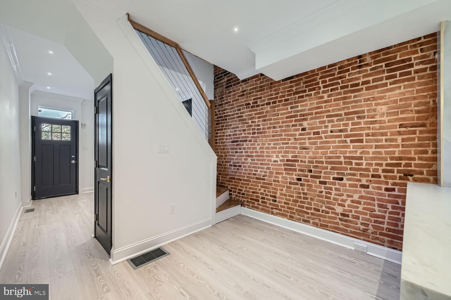 27 Birckhead St Property Photo 7